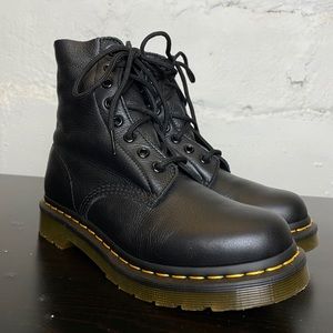 Black Pascal Dr. Martens